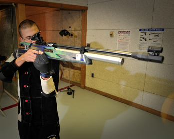 Surette, Geisel Post Top Scores As Rifle Drops MAC Decision To MIT