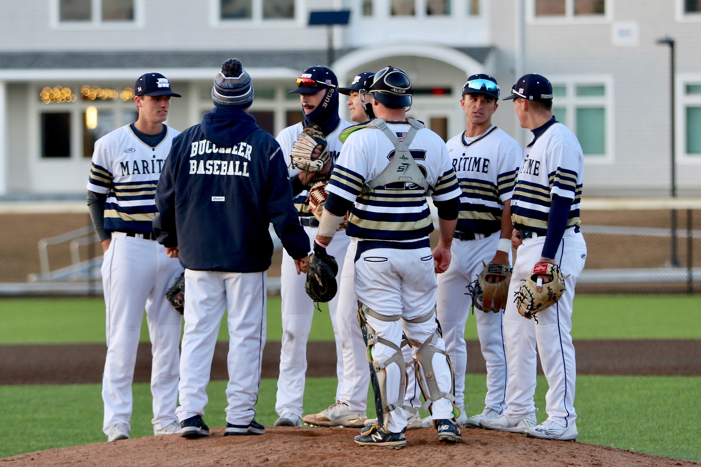 Baseball Loses to Gordon at Home