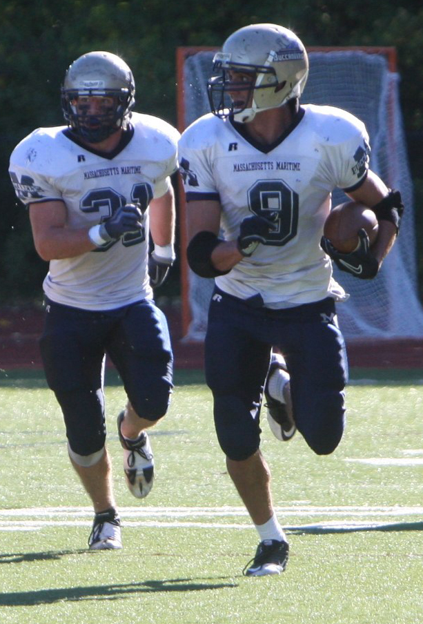 Stanton Throws For 135 Yards And Two Scores, Bois Records 16 Total Tackles As Football Forges Tie For First In Bogan Division Standings With 34-7 Victory Over Fitchburg State