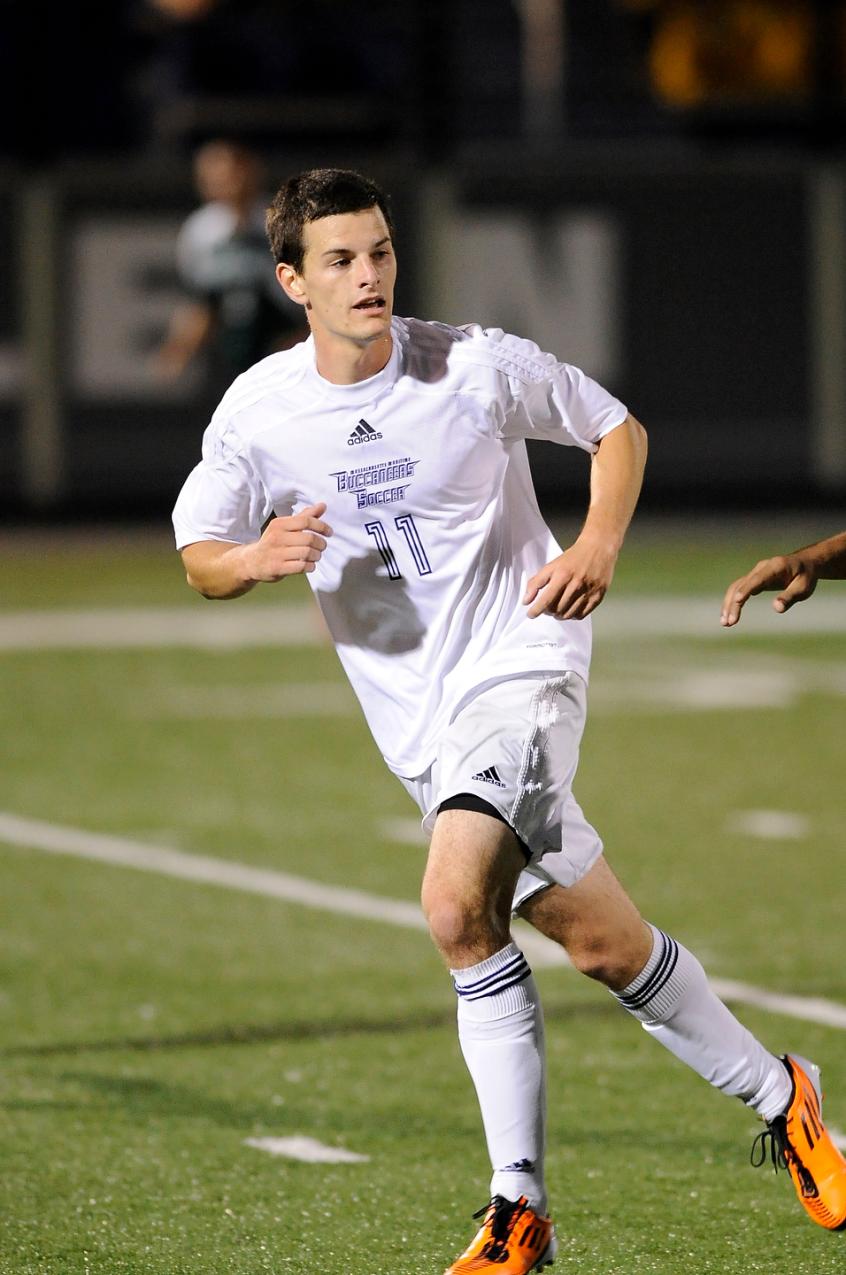Youngs Combine For Goal, Five Saves As Men's Soccer Drops Tough 2-1 Non-League Decision At UMass Dartmouth