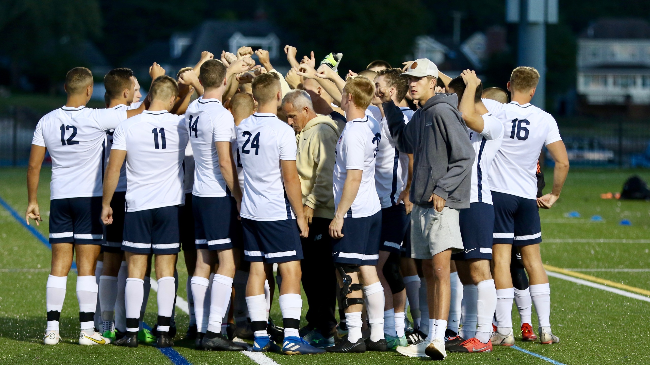 Men's Soccer: Bucs Lose Close Game to MCLA
