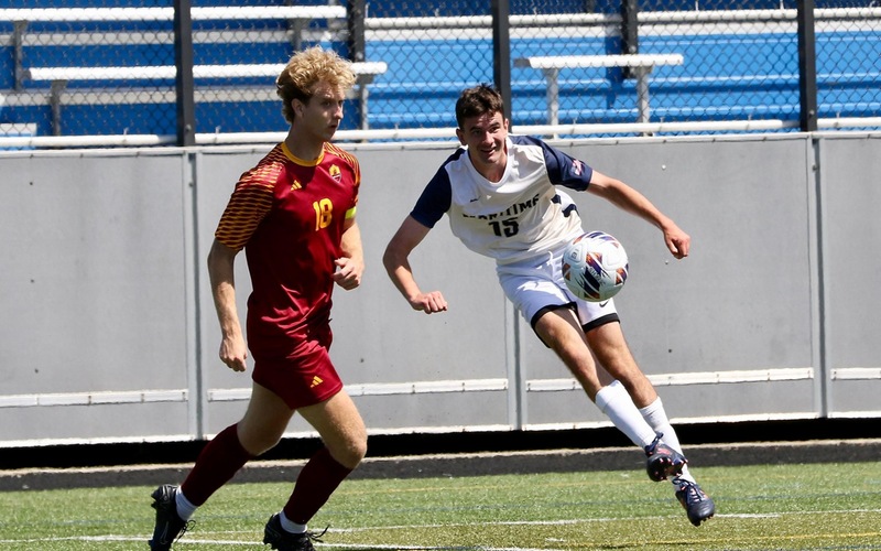 O'Neil Scores Early to Propel Bucs past Blazers