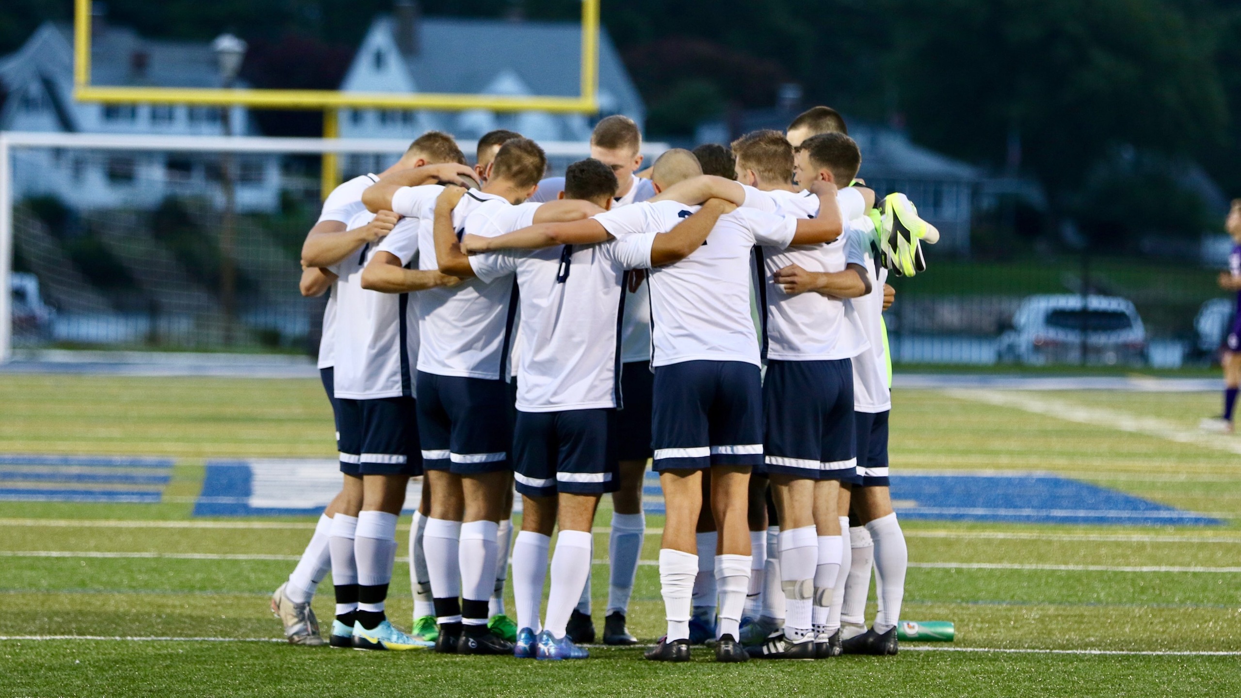Men's Soccer: Freshman Shine in First Half of Loss to Colonels
