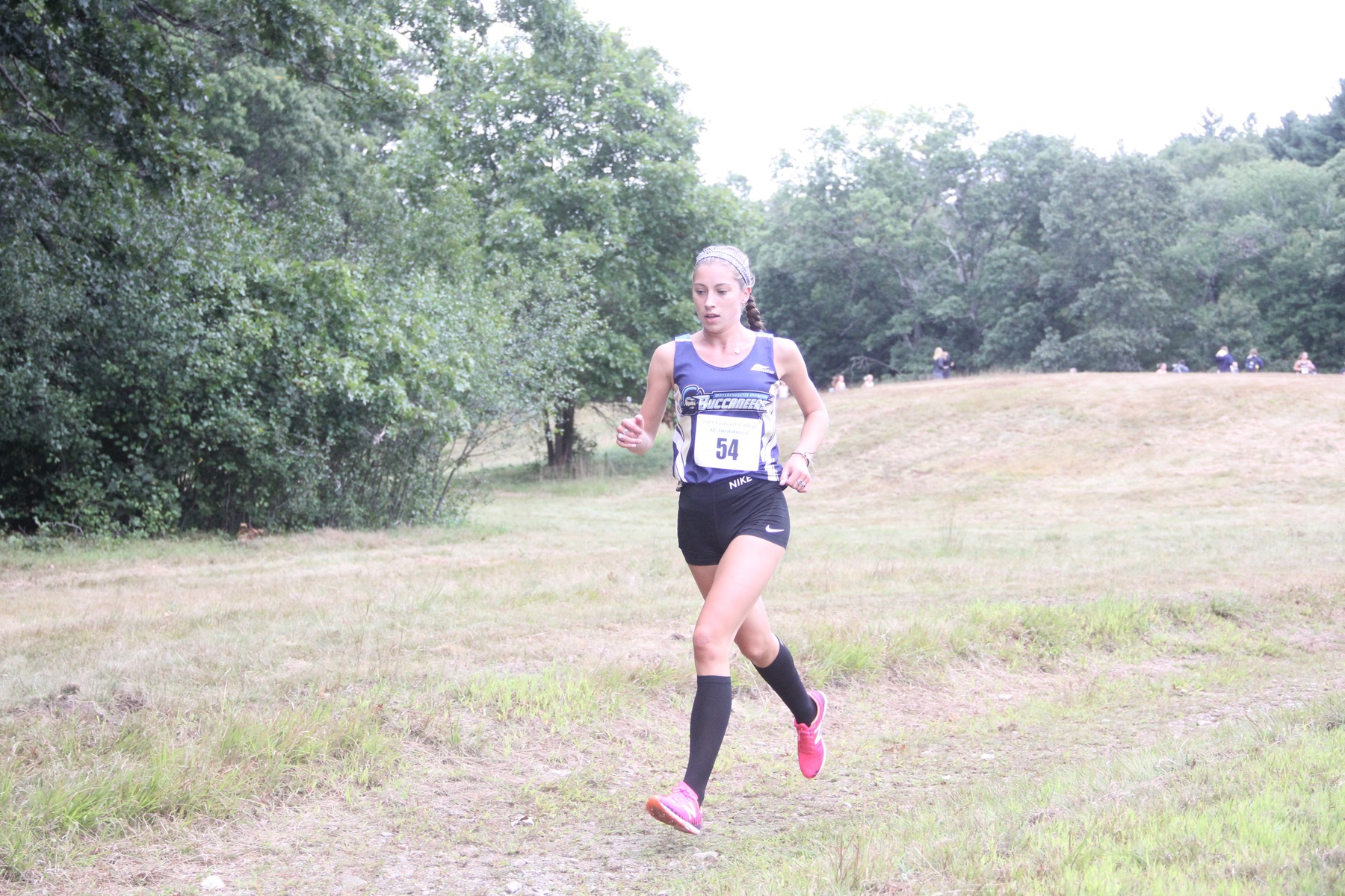 Buc Women Finish Eighth, Men Finish Ninth at UNE Invitational