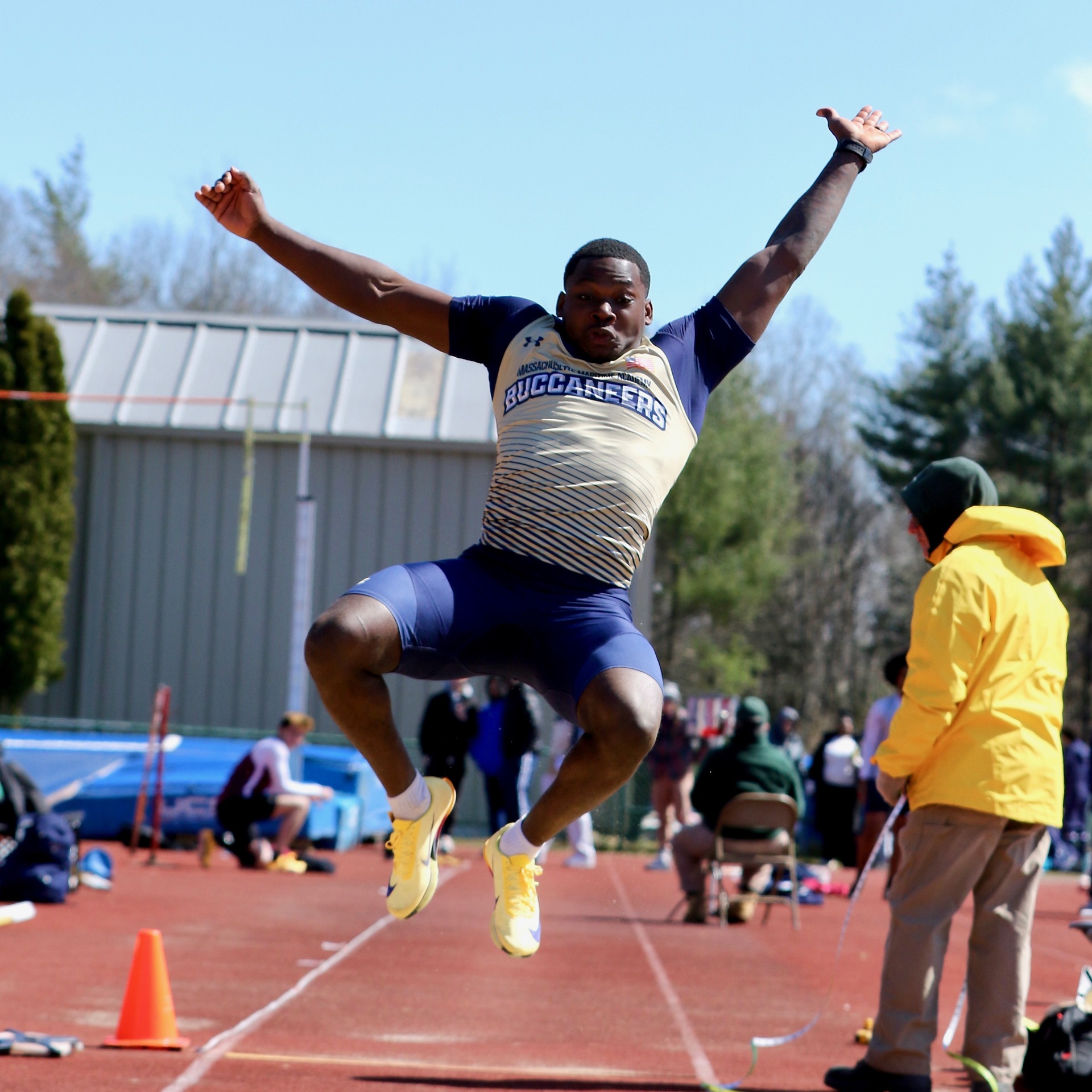 Woods and Tully Win at Corsair Classic in Men's Opening Meet