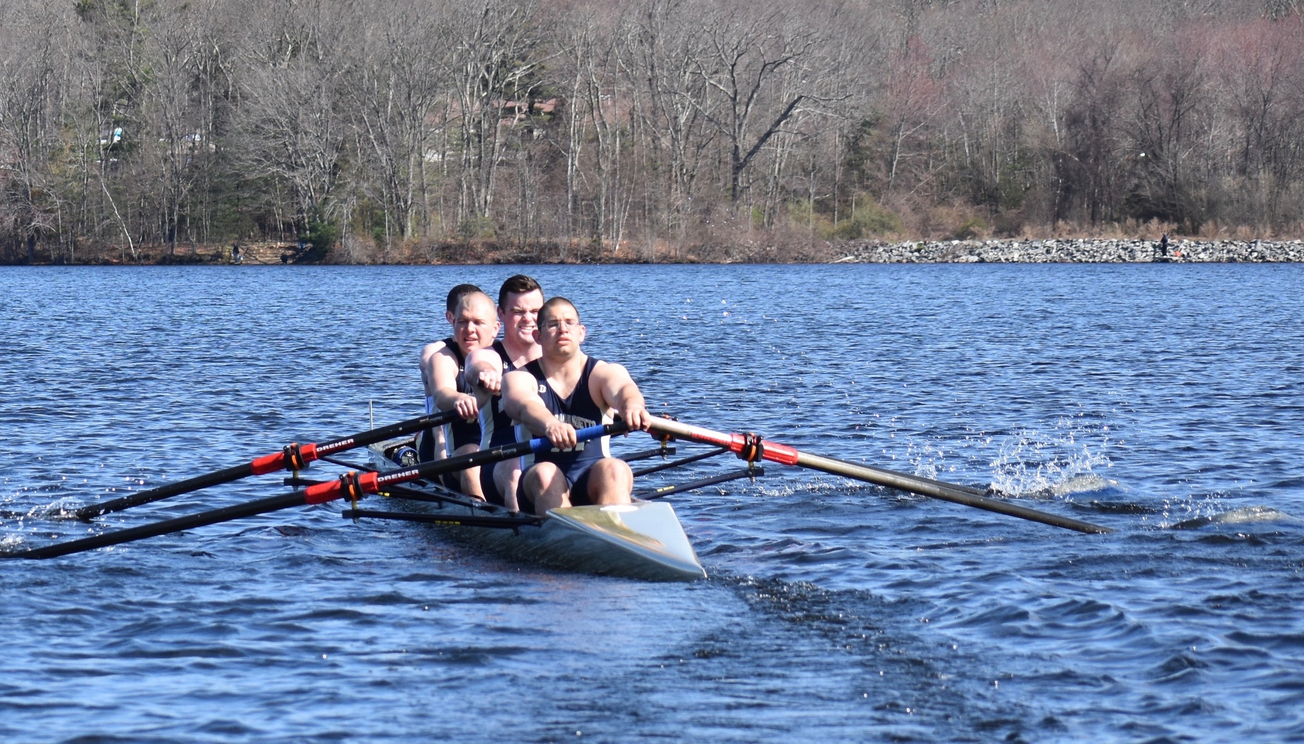 Men&rsquo;s Crew Impresses against JWU