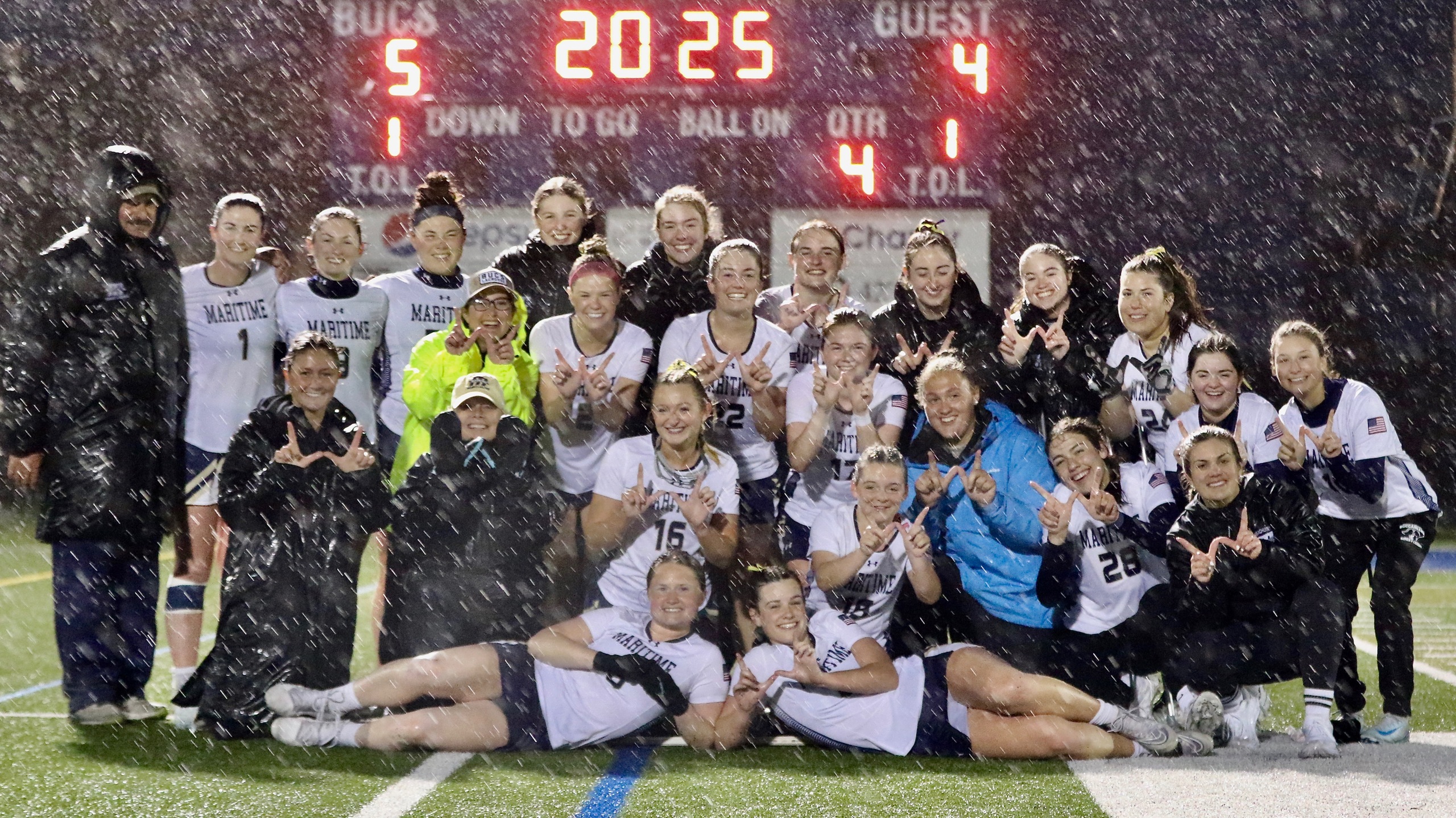 Bucs Win Senior Day Matchup Over Vikings
