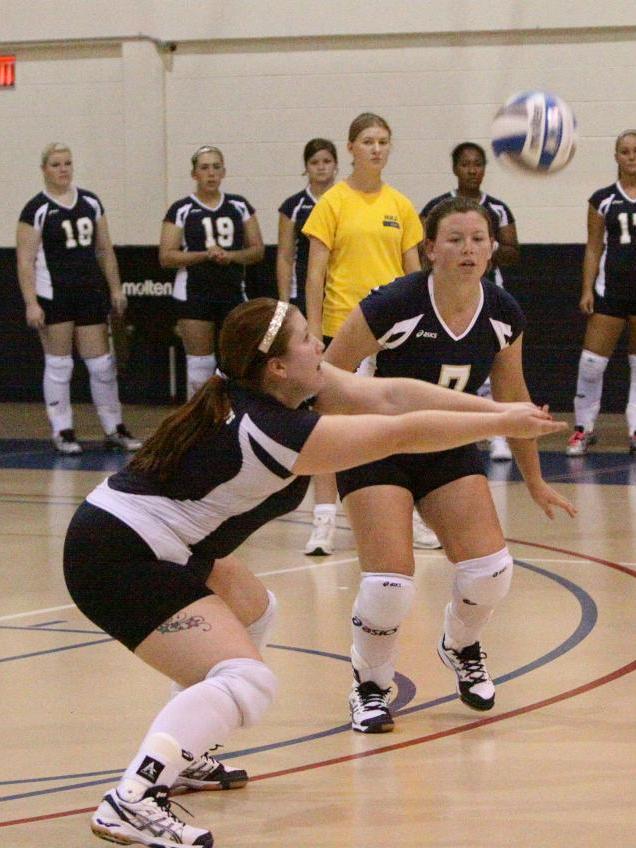 Calnan, Burgess-Chrost Combine For 11 Kills As Volleyball Drops 3-0 Non-League Season Opening Decision To Anna Maria