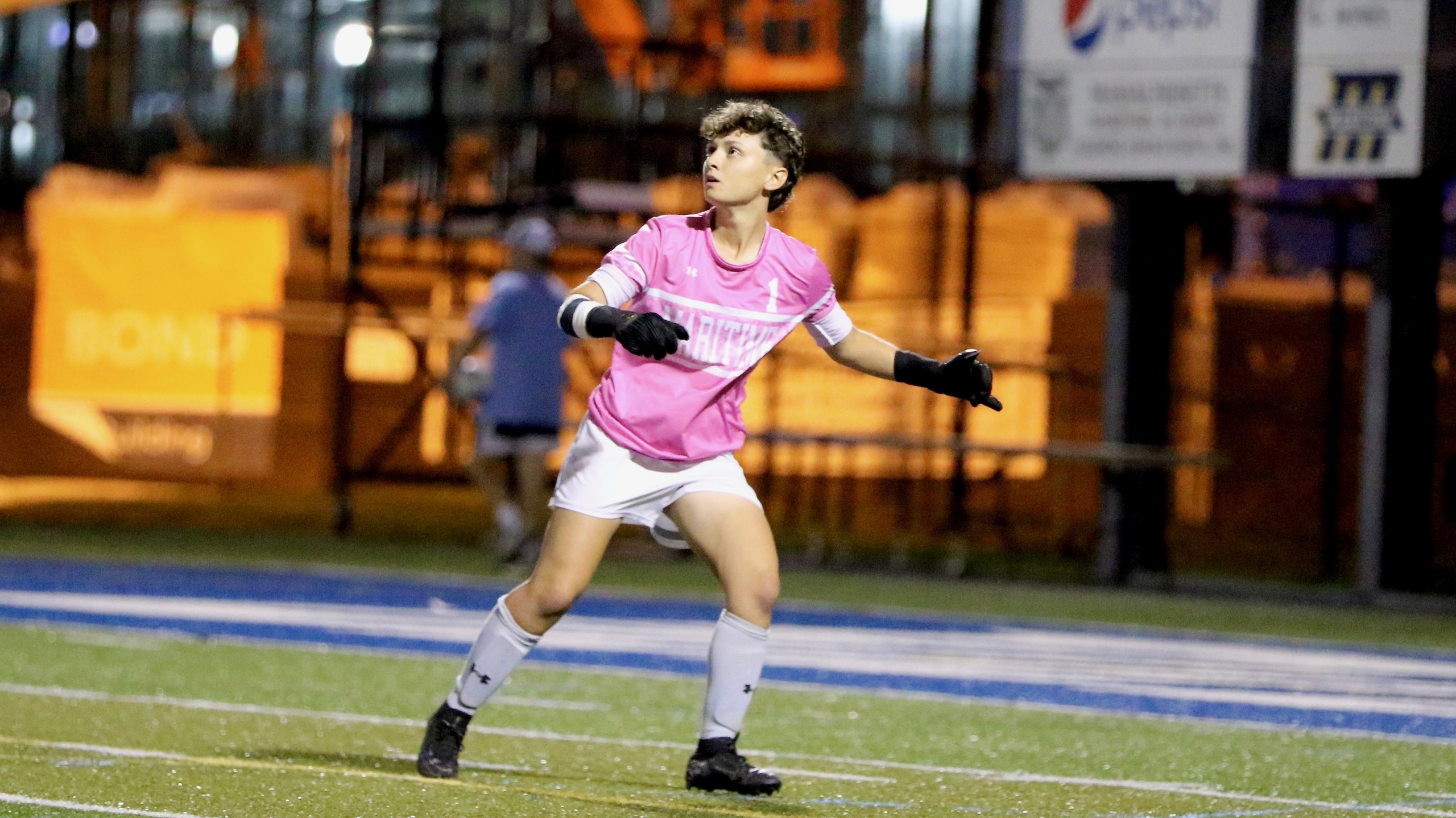 Lefco Makes 16 Saves in Loss to Lynx