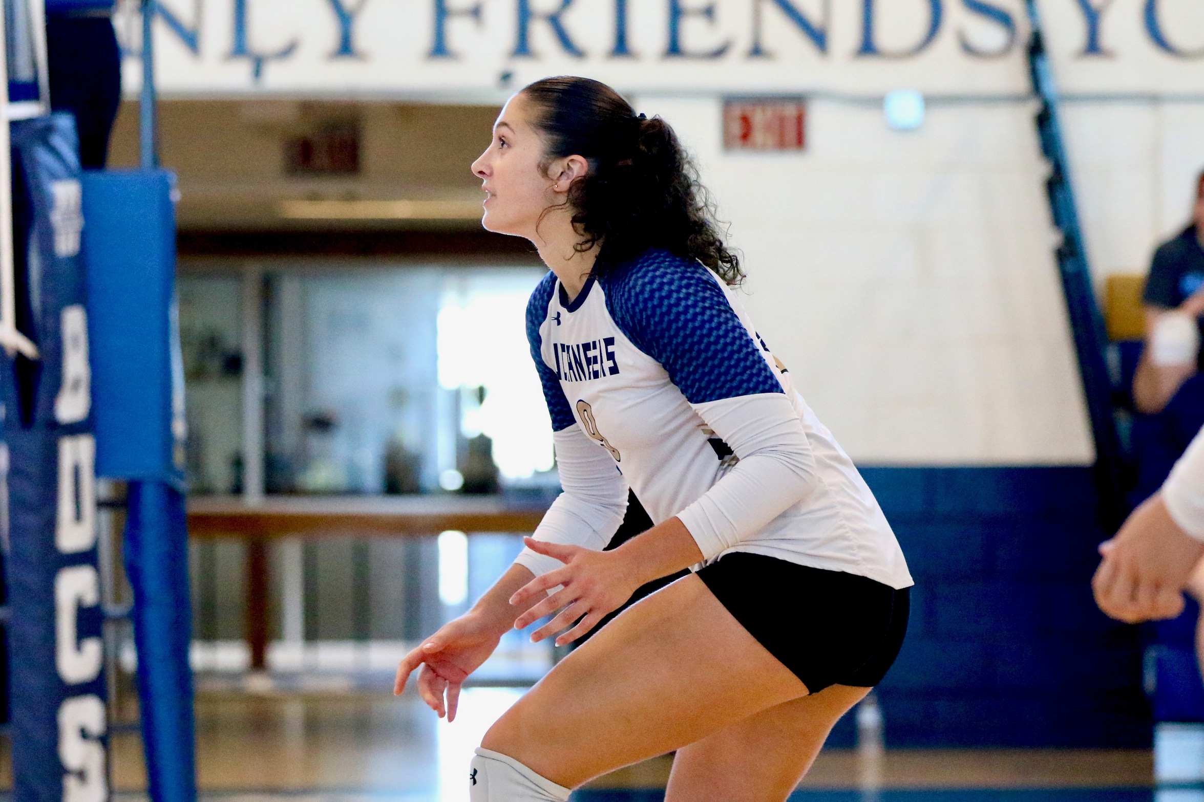 Servino Drives Home 15 Kills in Volleyball's Win over Falcons